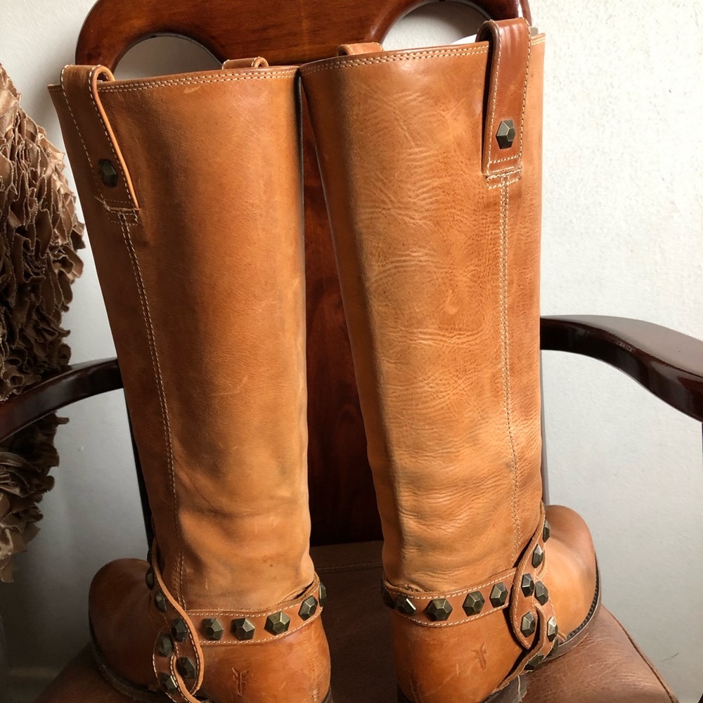 Like NEW Frye Leather Boots - Picture 2 of 8